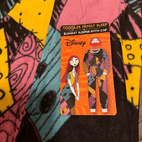 NWT Nightmare Before Christmas Sally Pajama set with hat size 2T - Picture 3 of 4